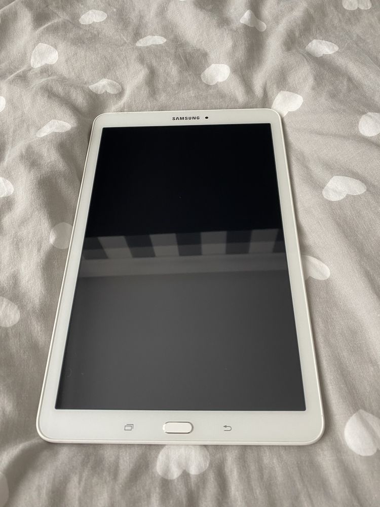 Samsung Galaxy Tab E 9.6 T560 16:10 8GB Wi-Fi biały