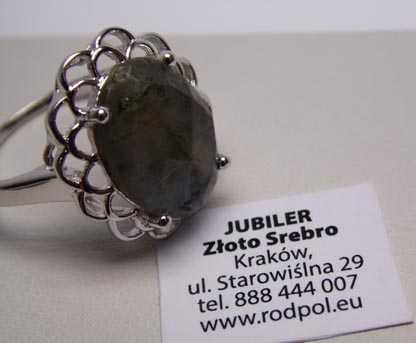 Srebrny pierścionek fasetowany Labradoryt R.23.