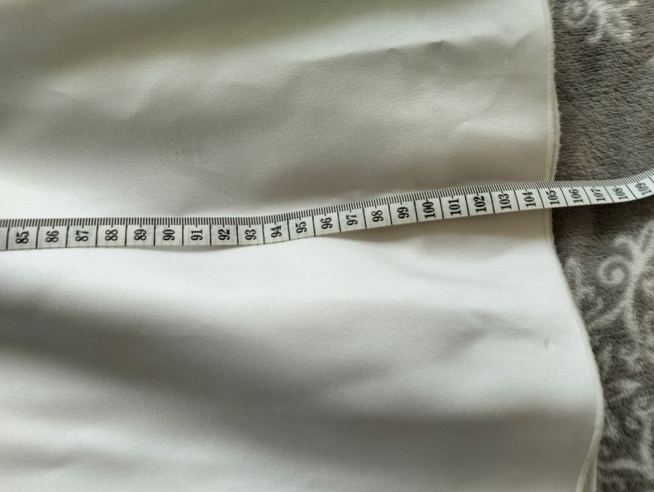 Alba sukienka, urocza z kwiatkami, biała, komunia,