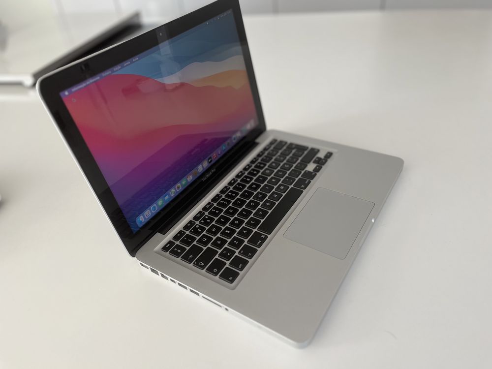 MacBook Pro 13,3”