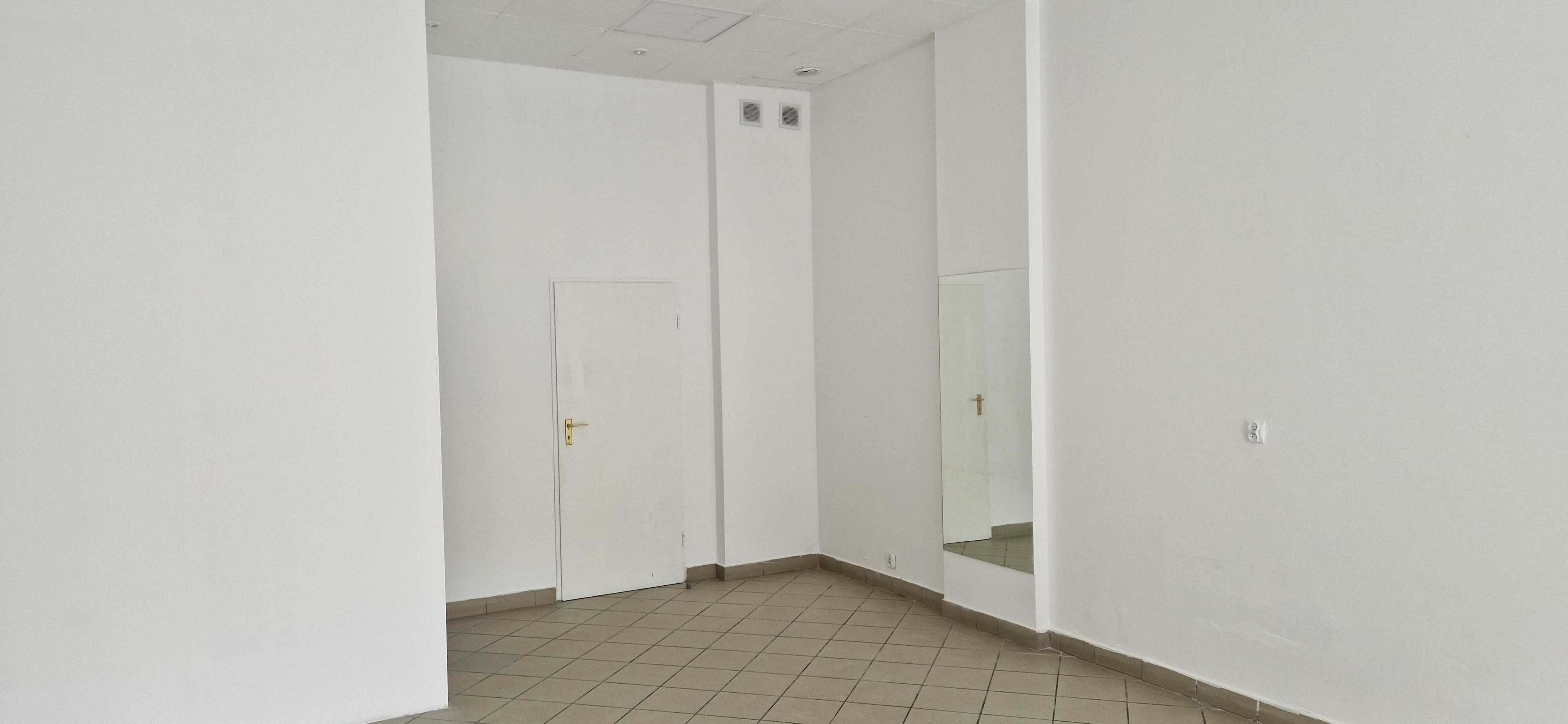 Lokal usługowy handlowy w atrakcyjnym położeniu