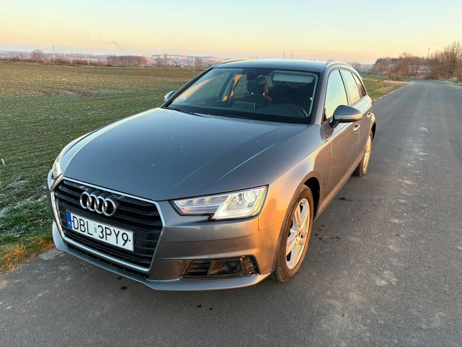 Audi A4 Avant Audi A4 B9 Avant niski przebieg, apple car play, android auto