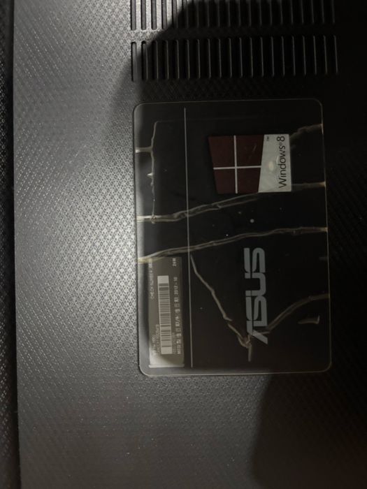 Portatil Asus X55U 15.6” 4GB RAM