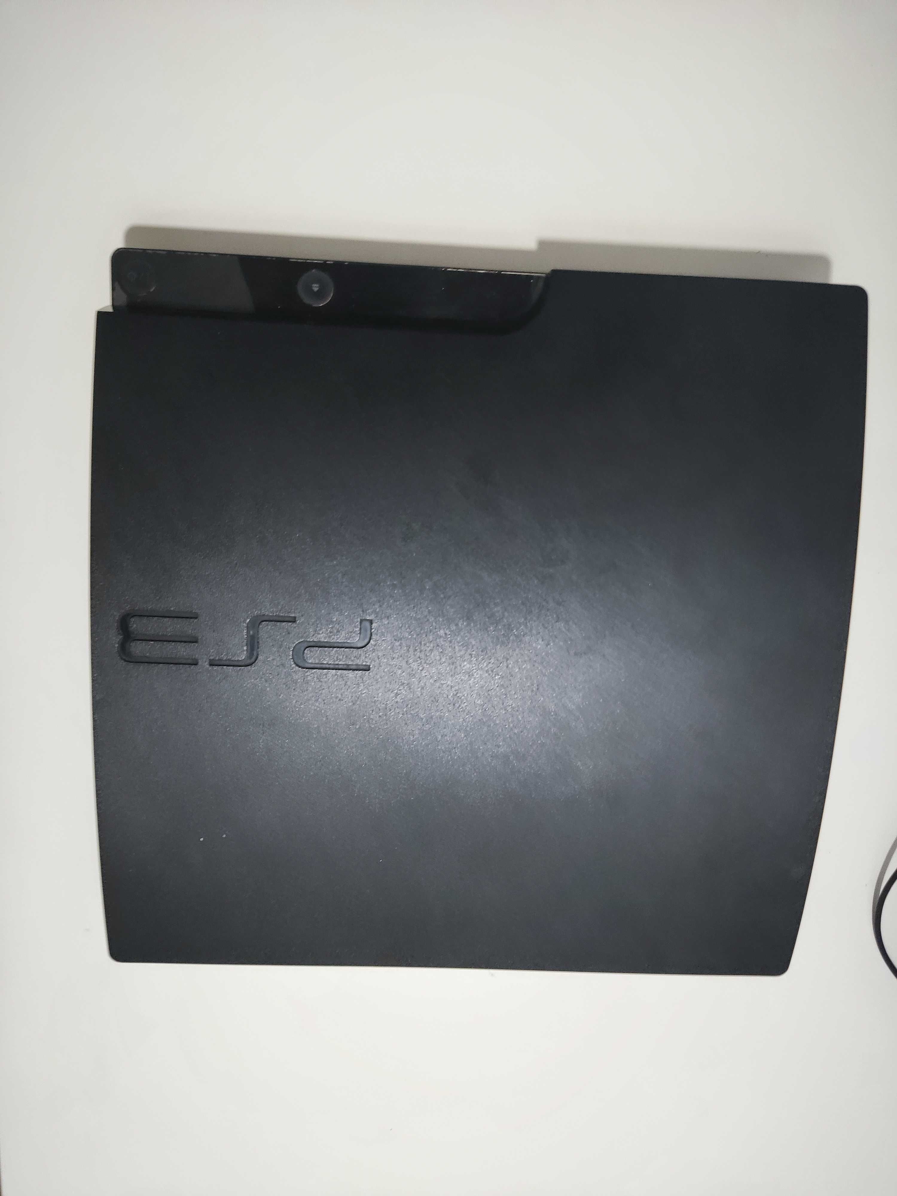 PS3 Slim desbloqueada + comando com jogos