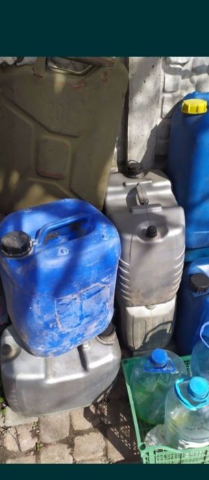 Каністра для палива