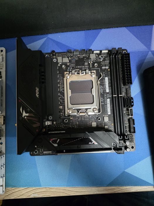 Asus ROG Strix B650E-i Gaming