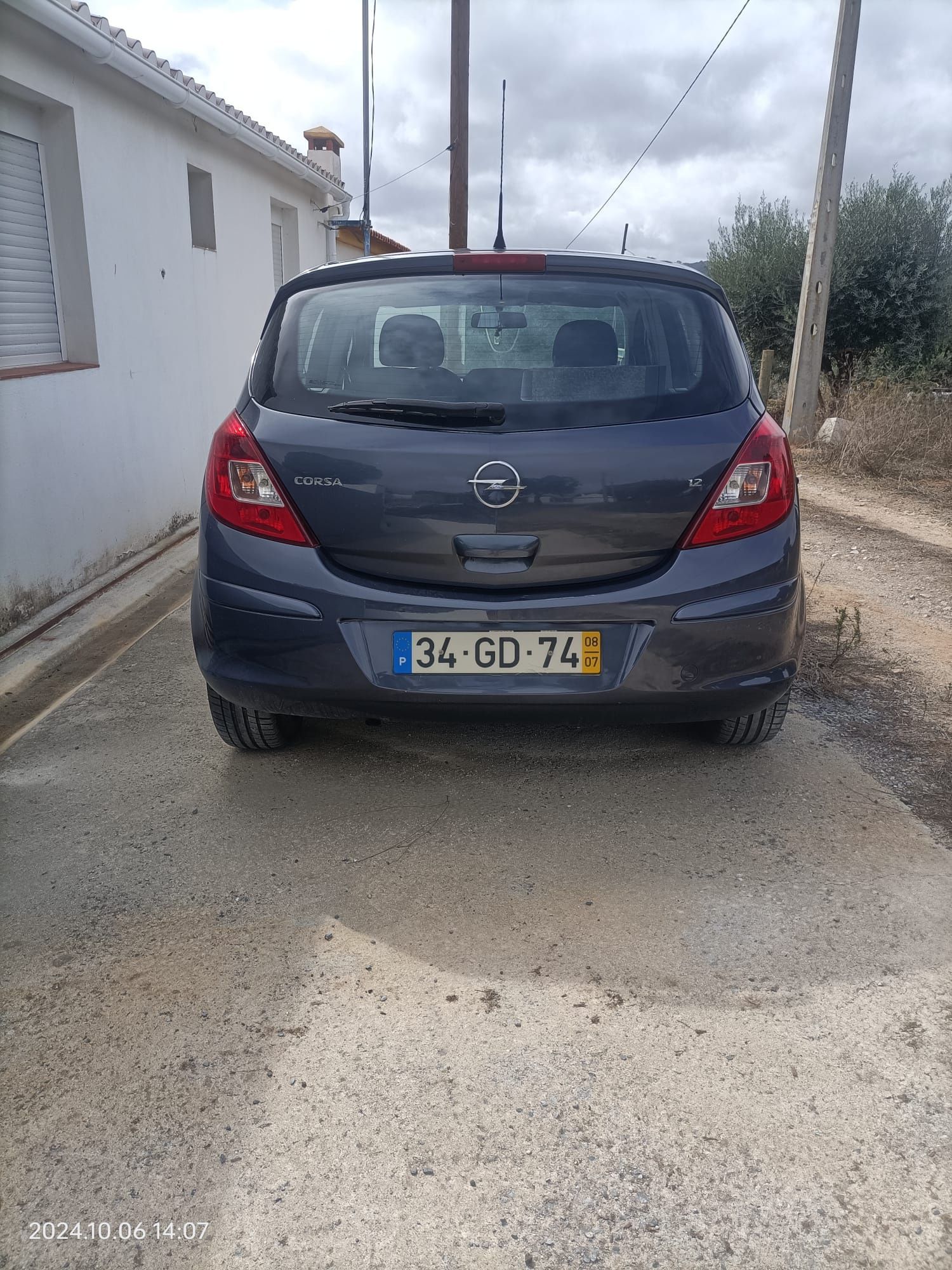 Carro opel corsa