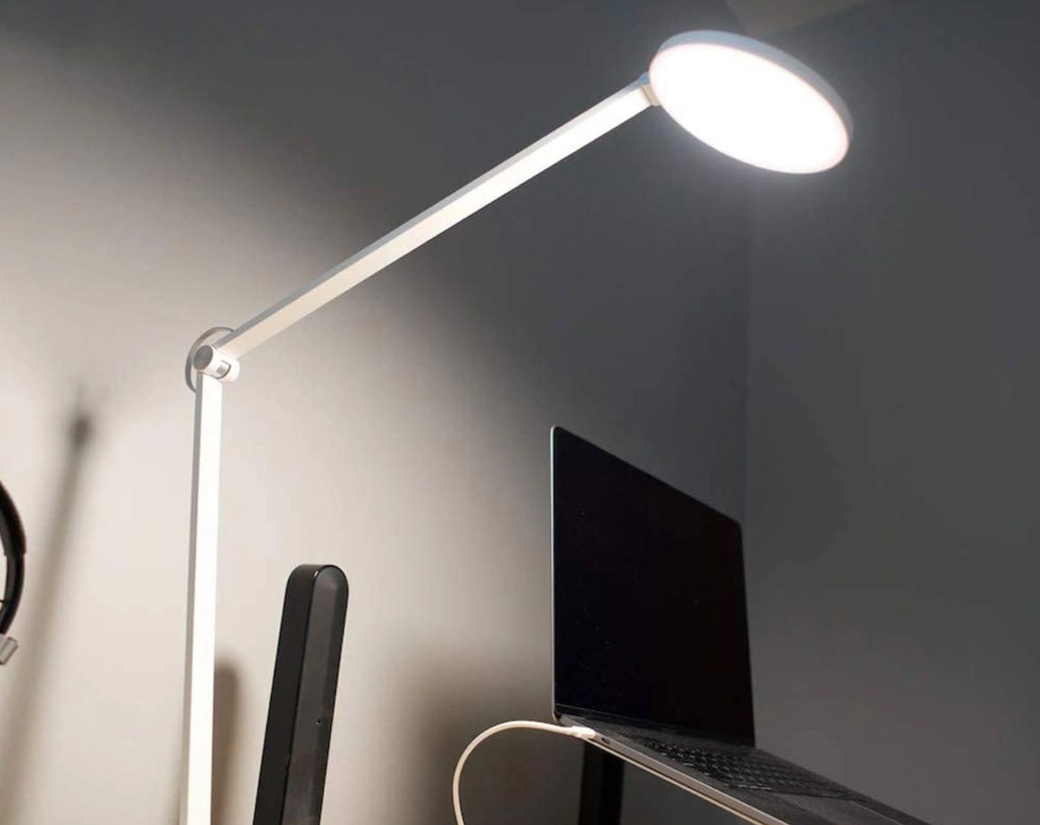 Mi LED Desk Lamp Pro, настільна лампа Xiaomi