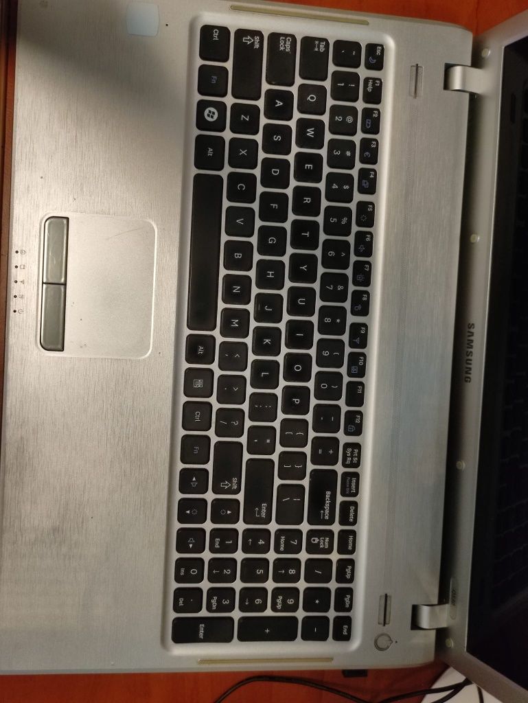 Laptop Samsung Q530