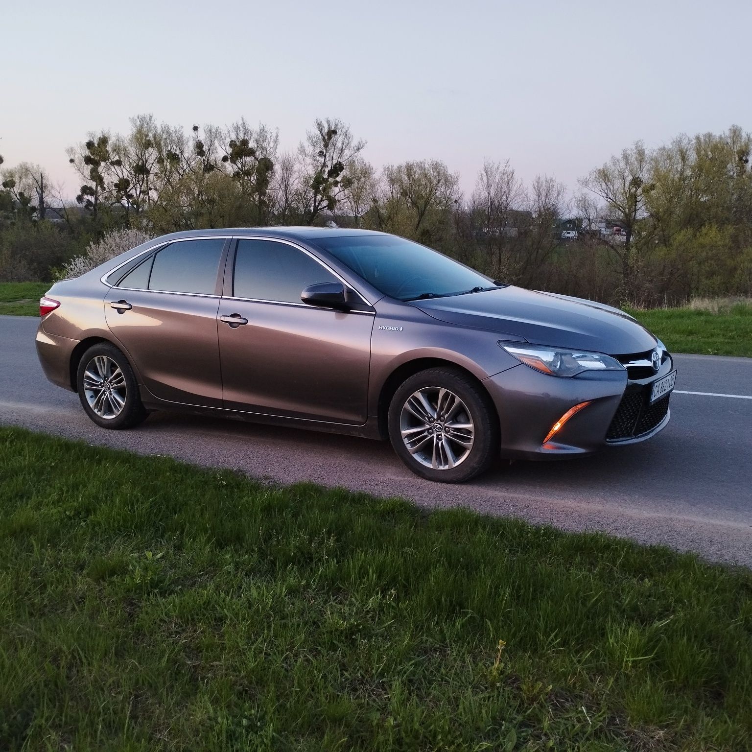 Toyota Camry 55 Hybrid 2016