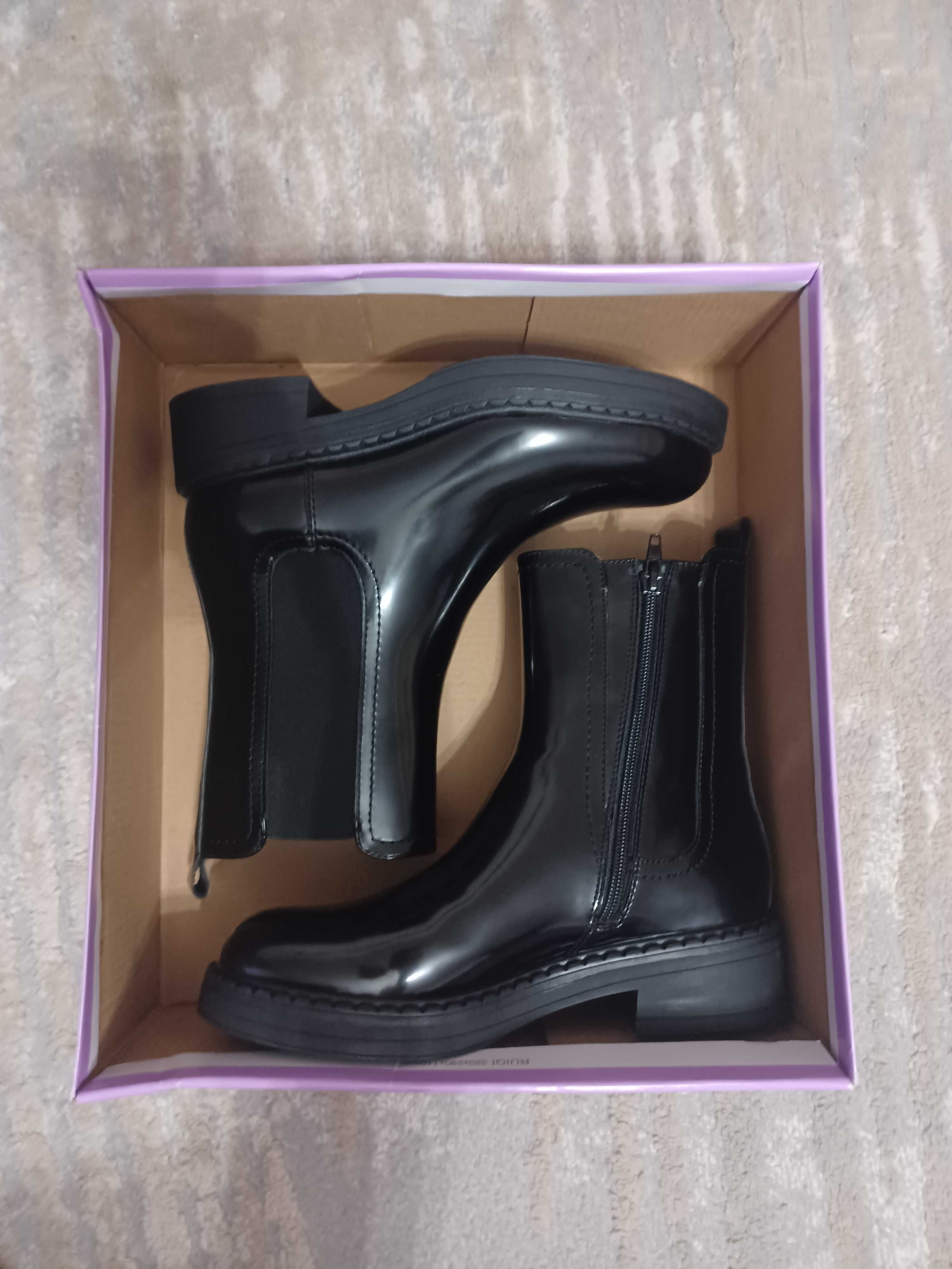 Botki, nowe, r.36, Deichmann