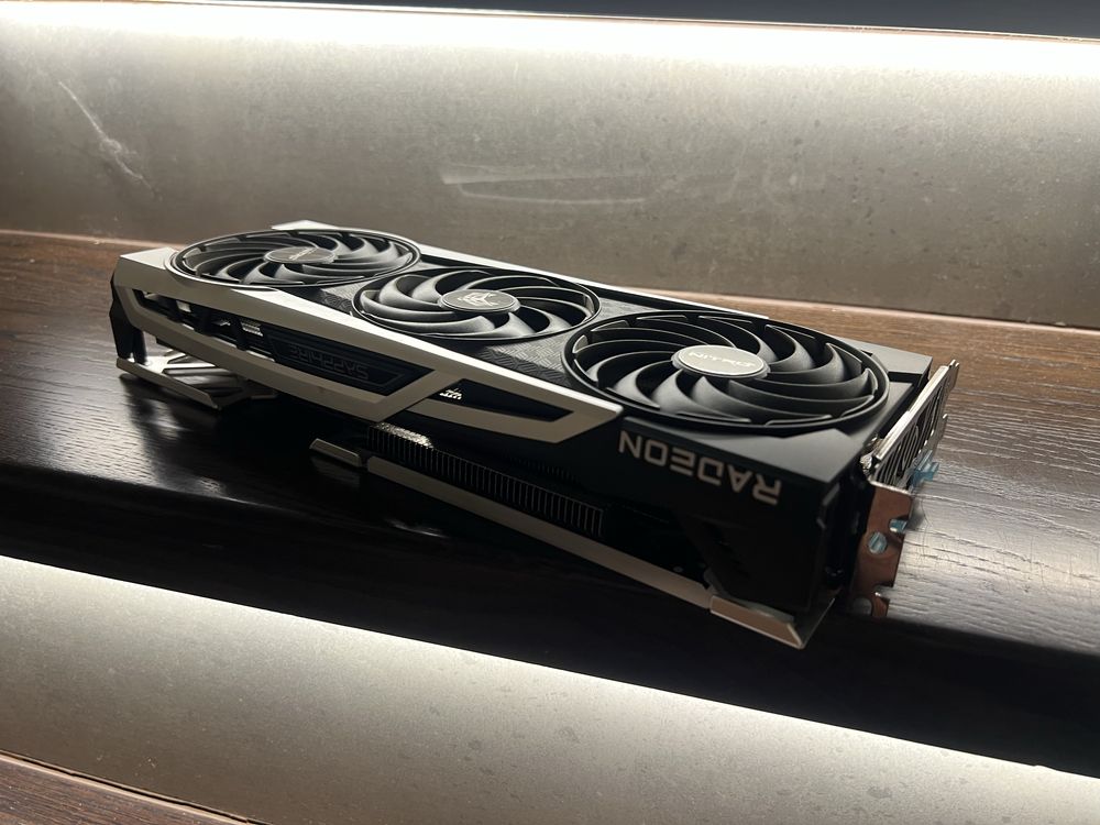 Відеокарти Sapphire Radeon RX 6700 XT