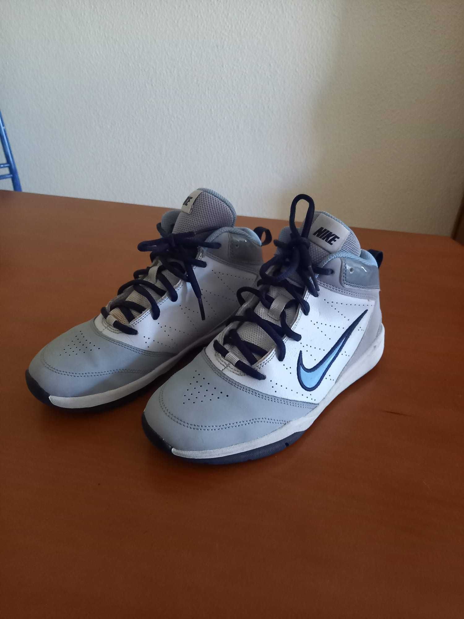 Sapatilhas NIKE como novas