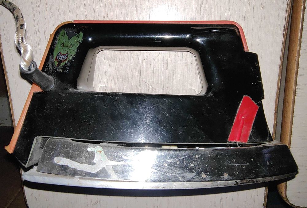 Утюг советский под ремонт