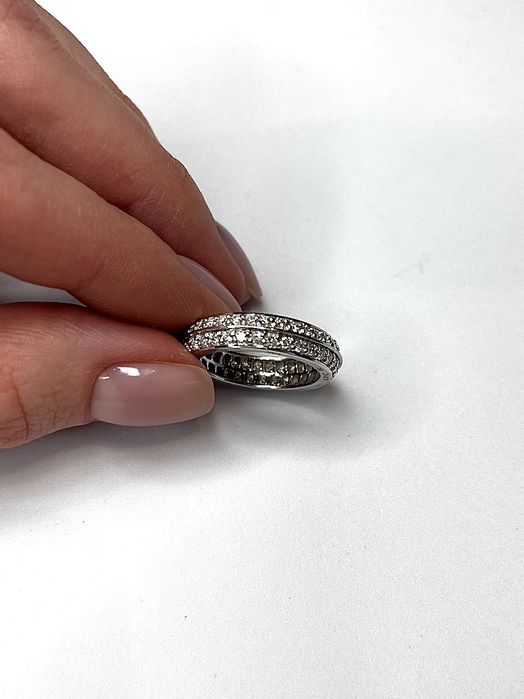 Бриллиантовое кольцо в стиле Ван Клиф