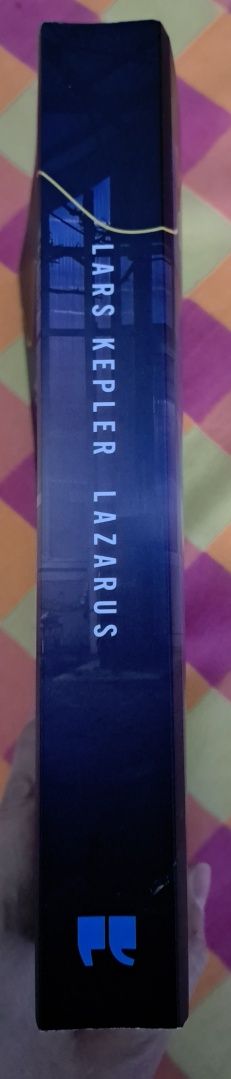 Lazarus,livro como novo