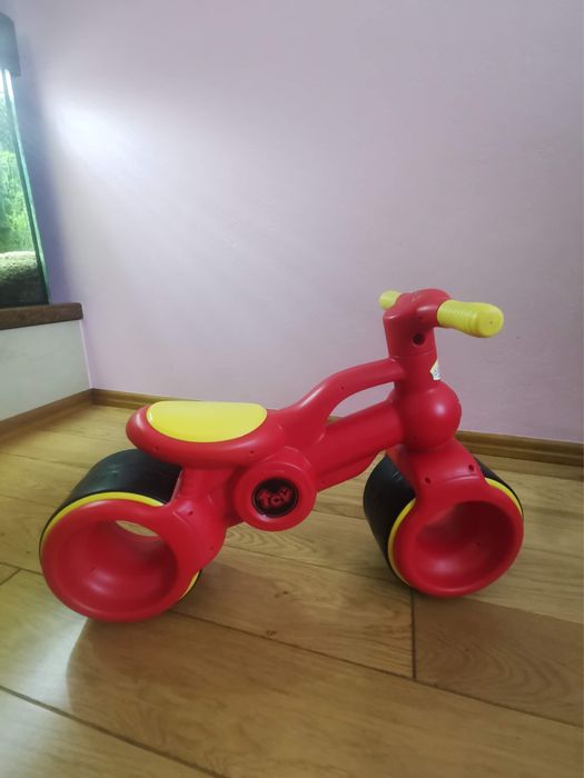 Rowerek biegowy dla malych dzieci TCV czerwony prawie jak nowy