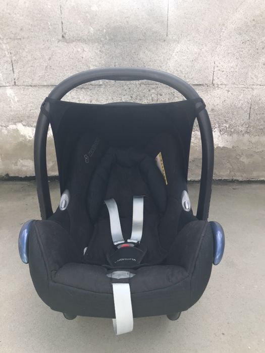 Carrinho Quinny Buzz 3 Black Line, Ovo Maxi Cosi Cabriofix Total Black