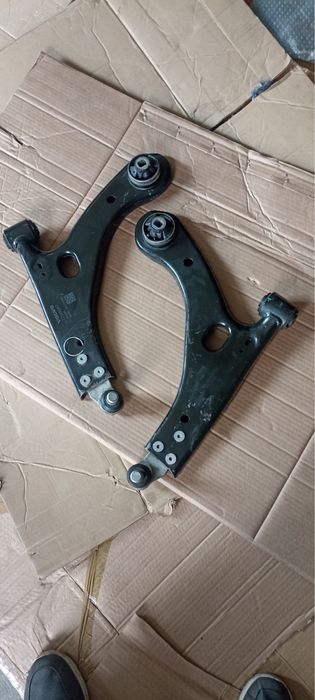 Важелі Volvo XC40 C40 Recharge Ричаг