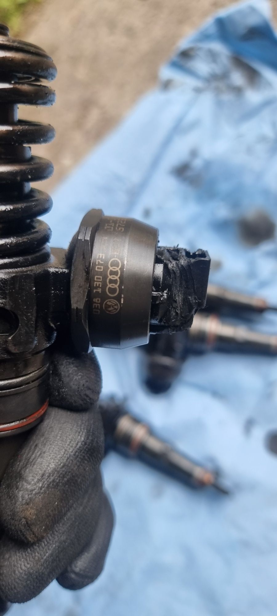 Audi a4 b6 1.9 tdi 130 km 073an Komplet pompowtrysków