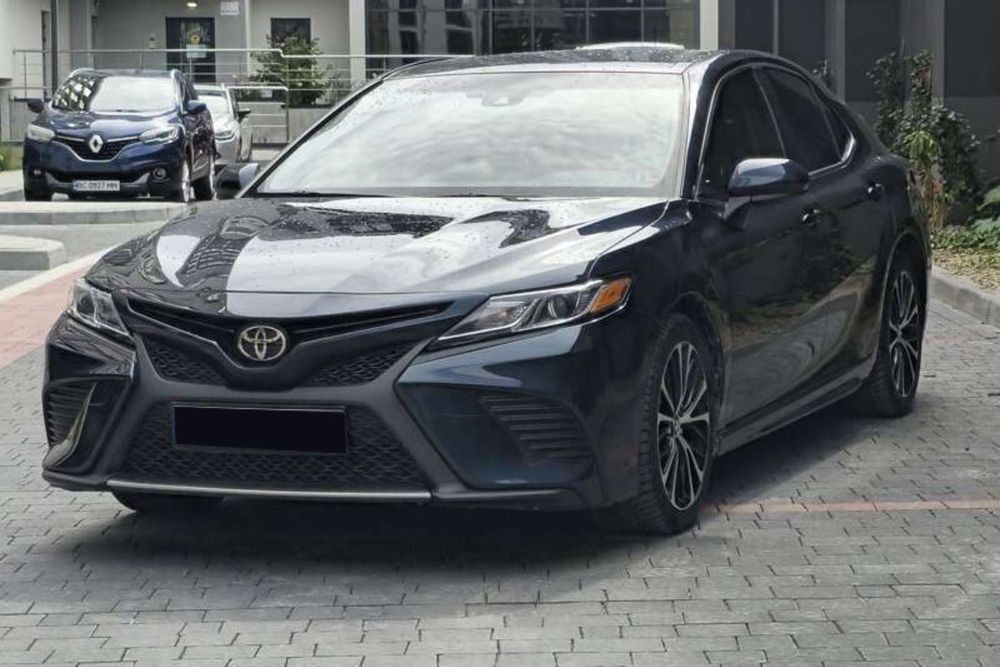 Toyota Camry 2018