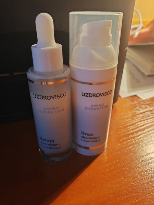 Serum i krem nawilżający do twarzy Uzdrovisco