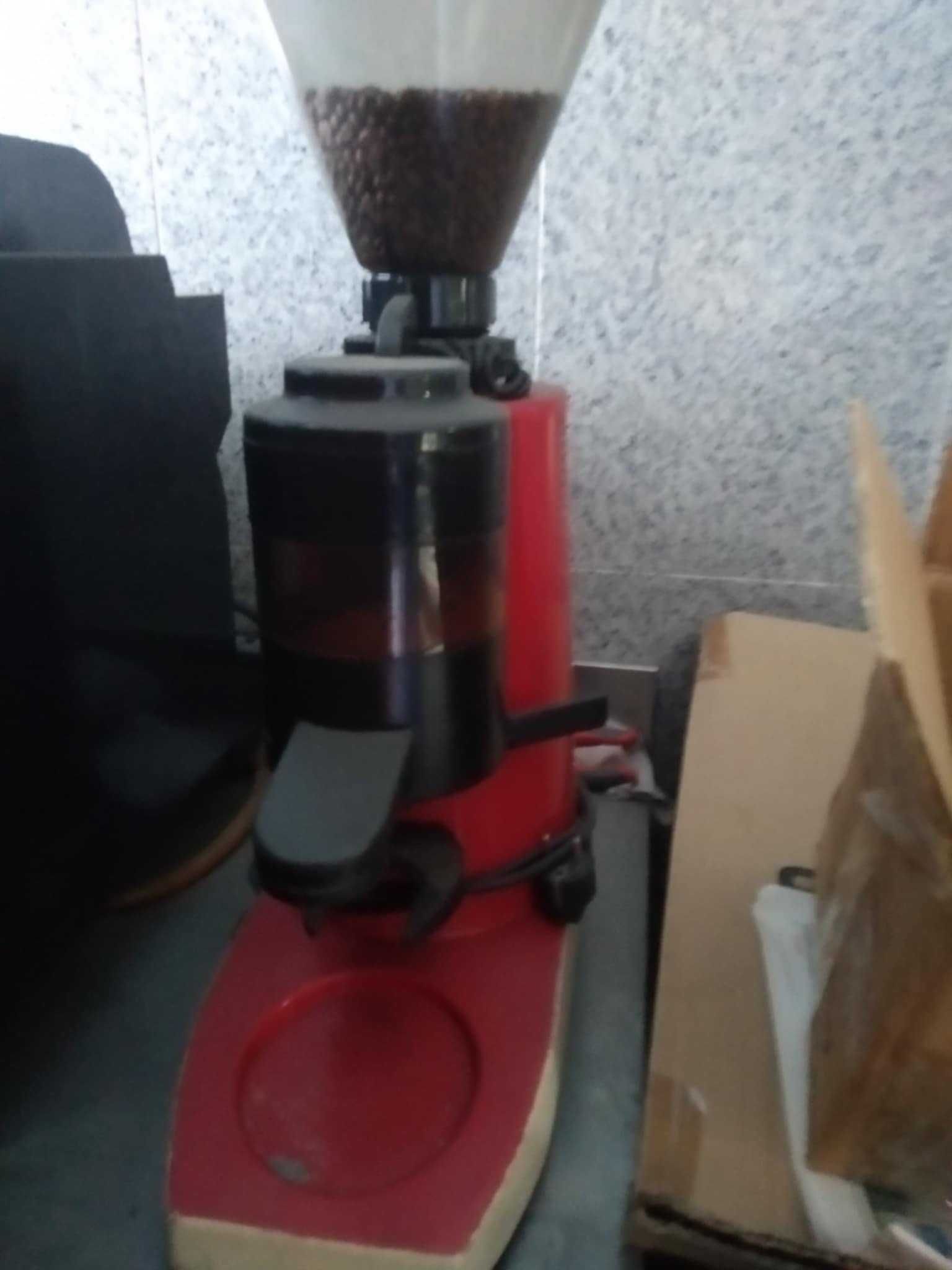 Moinho de cafè para restauração