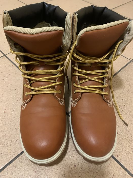 Buty zimowe trapery marki Sinsay r.40