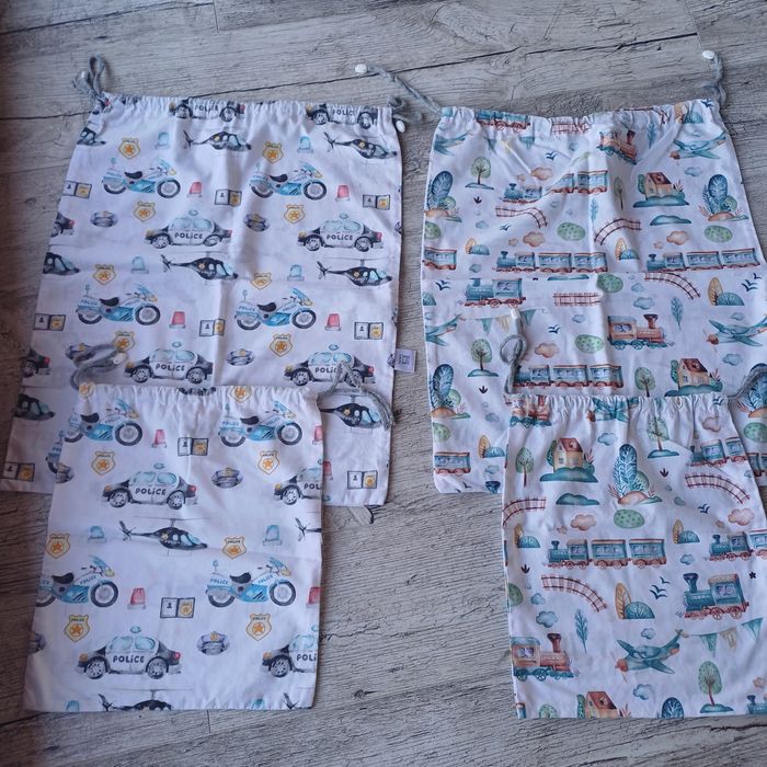 Dwa komplety worków na pościel i ubranka do żłobka, przedszkola