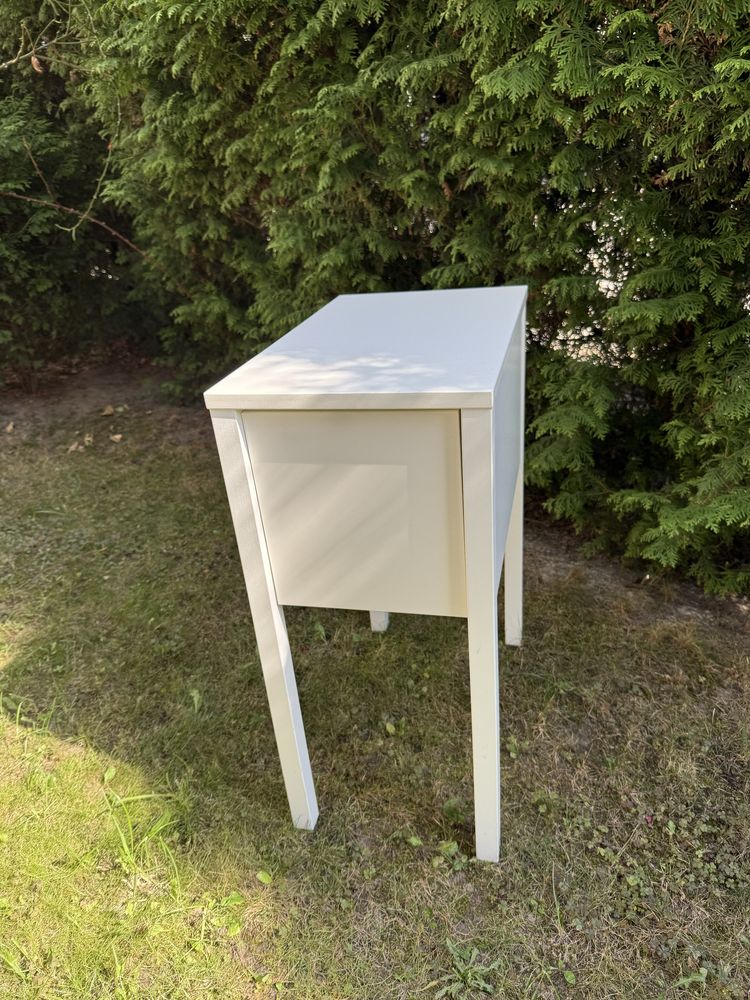 Szafka nocna biala