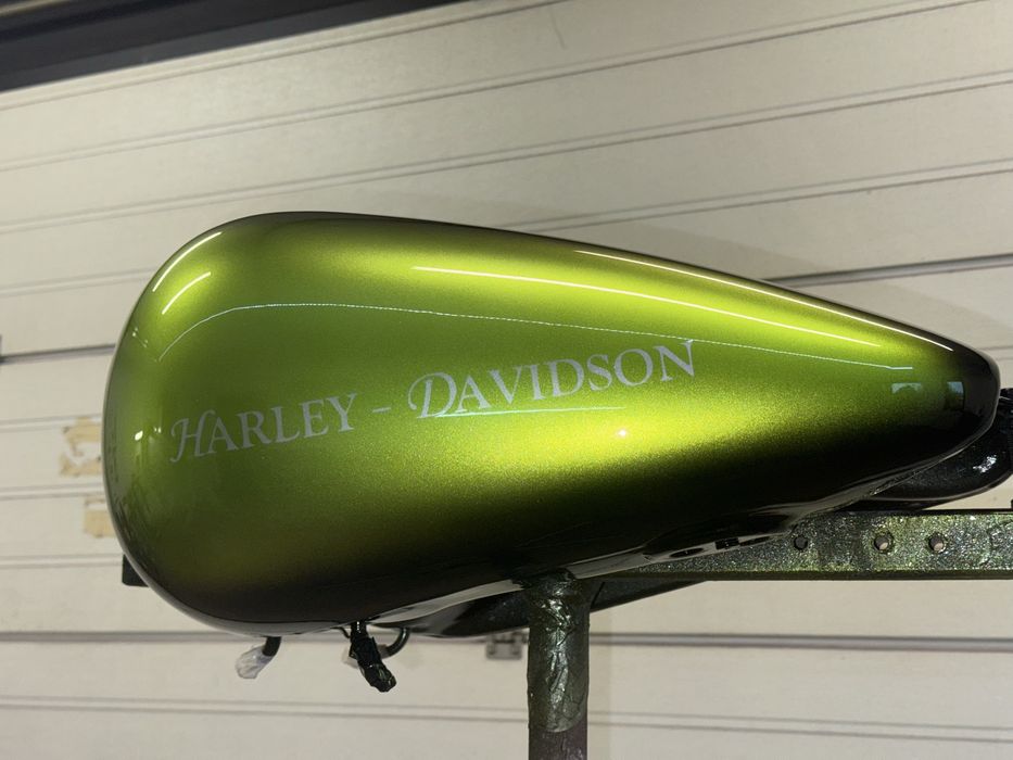 Lakierowanie motocykli, kaskow