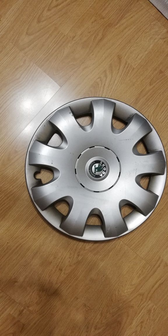 Kołpak oryginalny Skoda chyba 15" 1szt.