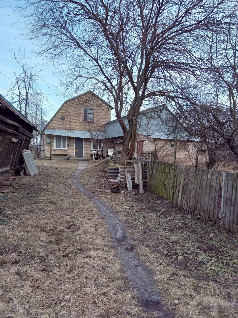 Продам дім, київська область село плесецьке