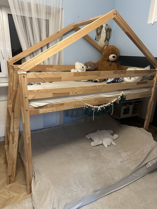 Łóżko domek antresola