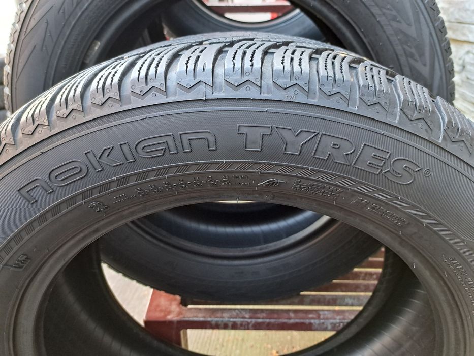 4 Opony zimowe 235/55 R17 NOKIAN Montaż i wyważanie Gratis!