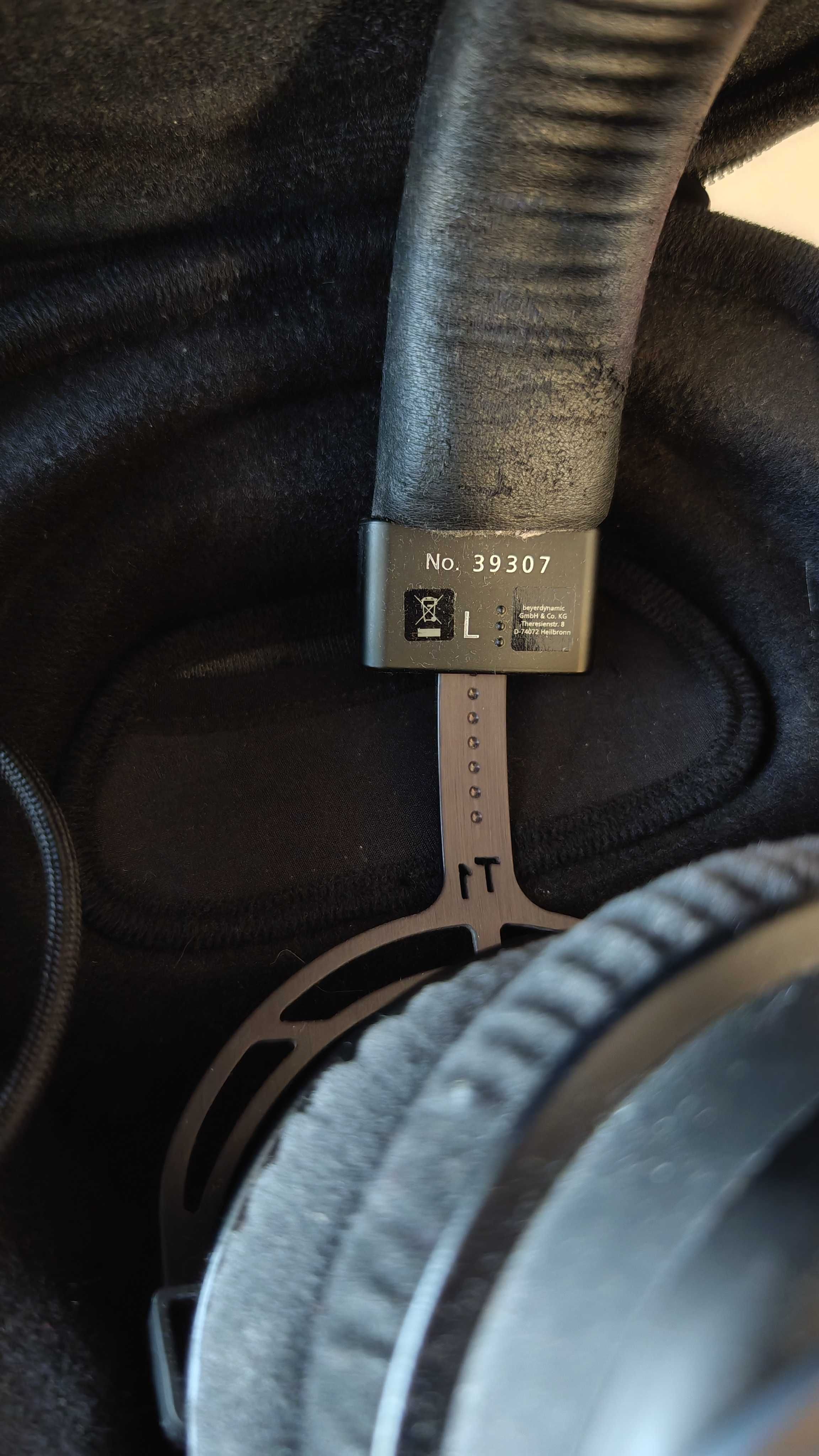 Beyerdynamic T1 II Special Black Edition
