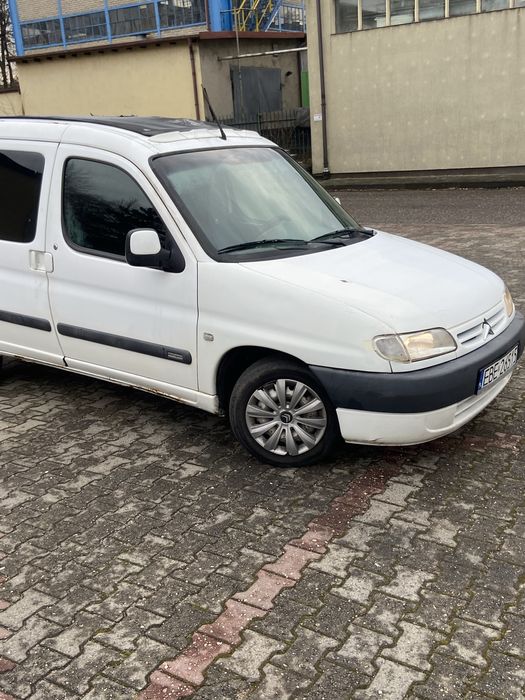 Citroen berlingo beznyna 1.4 gaz klima hak el szyby