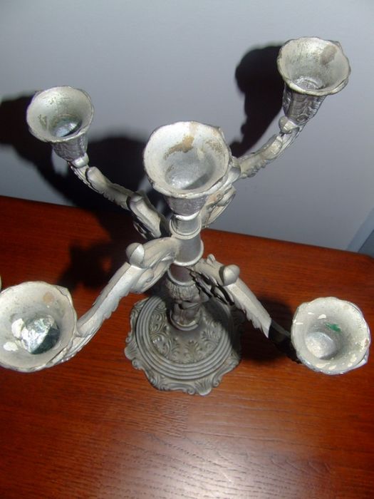 Świecznik, kandelabr figura rzeźba