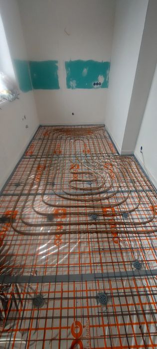 Сантехник и электрик