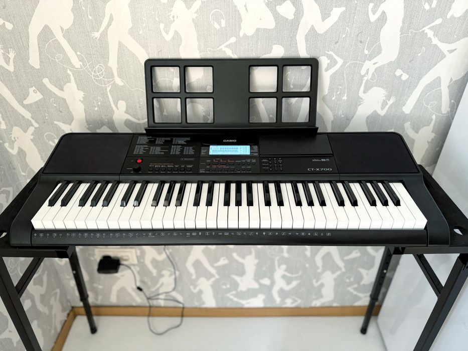 Професійний Синтезатор Casio CT-X700!!! Динамічне Піаніно, Клавіши.