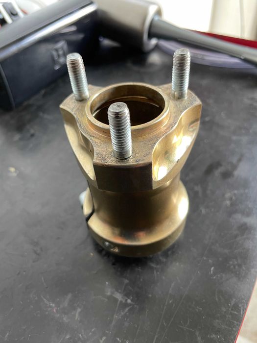 Kart - Cubo de roda KF para veio 40 mm