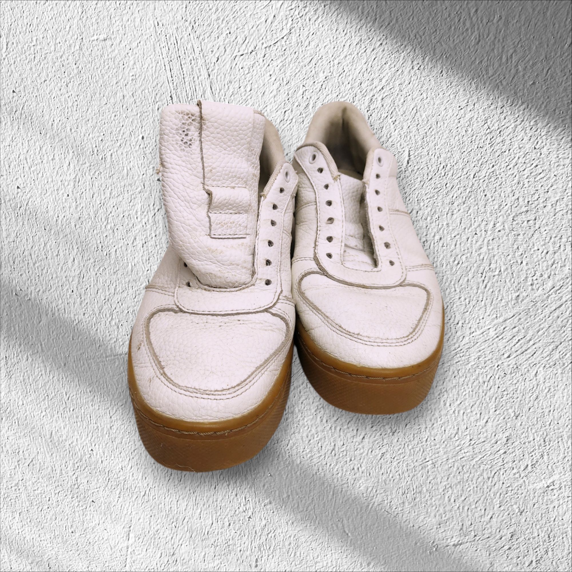 Białe sneakersy na grubej podeszwie rozmiar 40