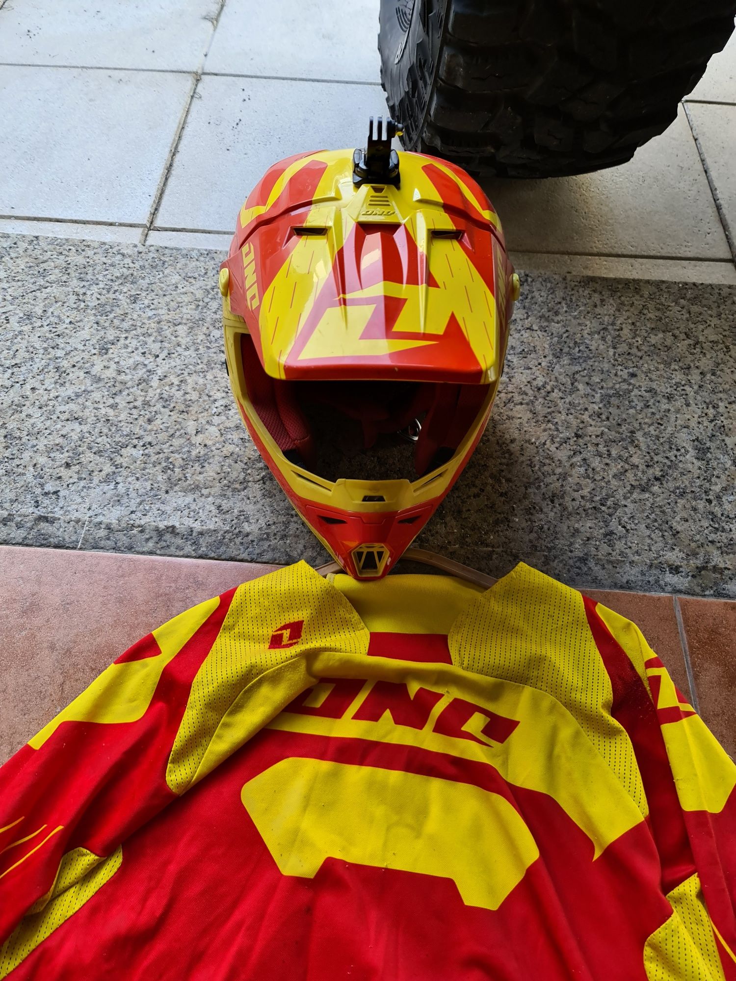 Vendo capacete motocross One