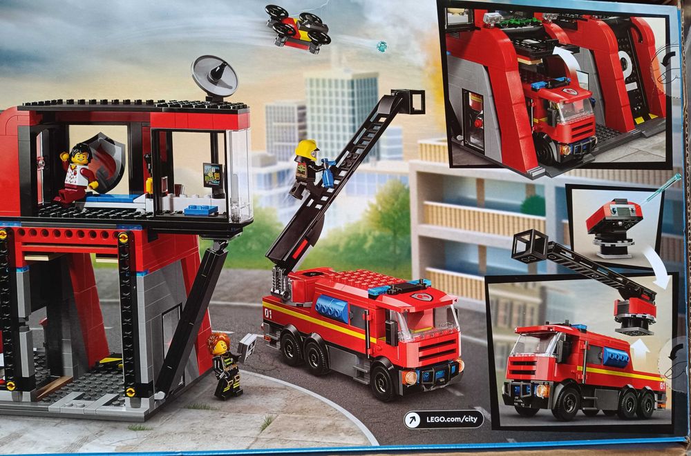 LEGO 60414 - Fire Station with Fire Truck