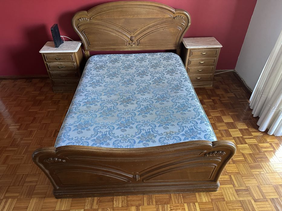 Cama 140x180 com colchao ortopedico criados mudo, movel e tv
