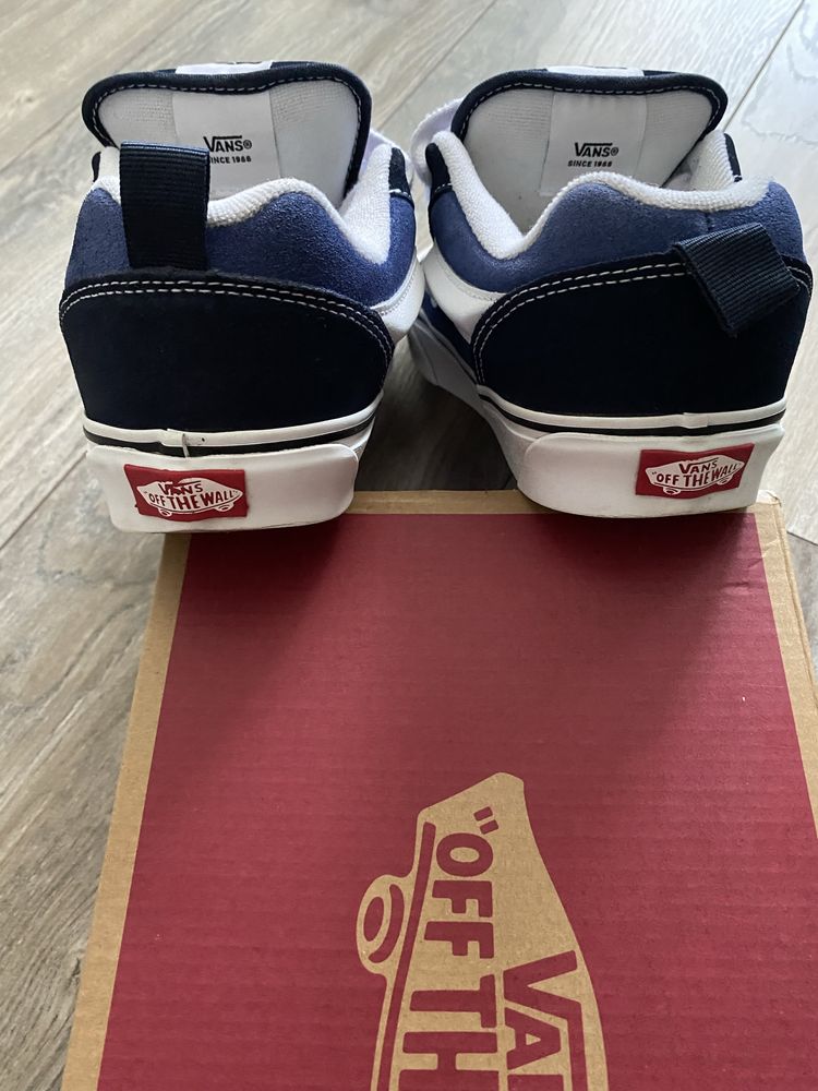 Кеди Vans Knu Skool 40р.