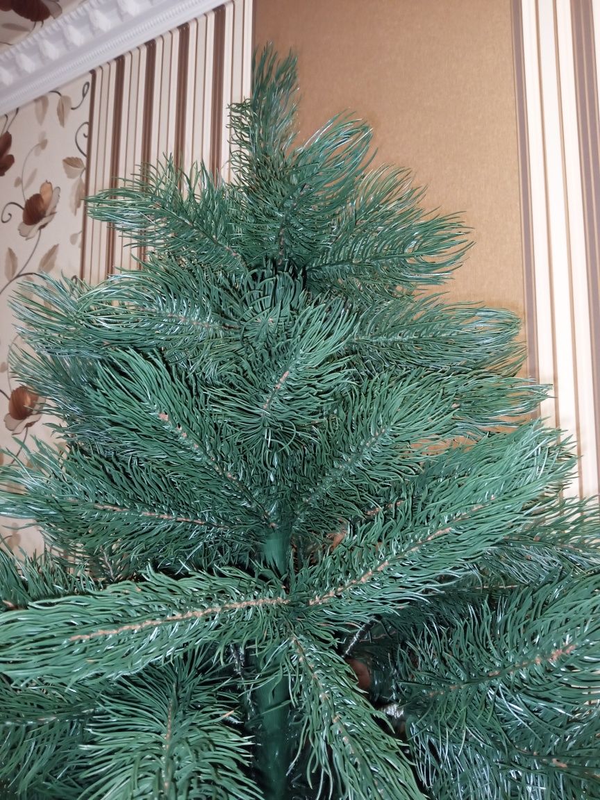 Ялинка новорічна лита якісна  голки як справжні, елка новогдняя