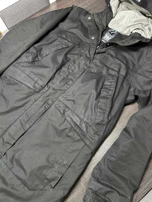 Kurtka Helly Hansen – męska L, czarna, zimowa, stan bardzo dobry
