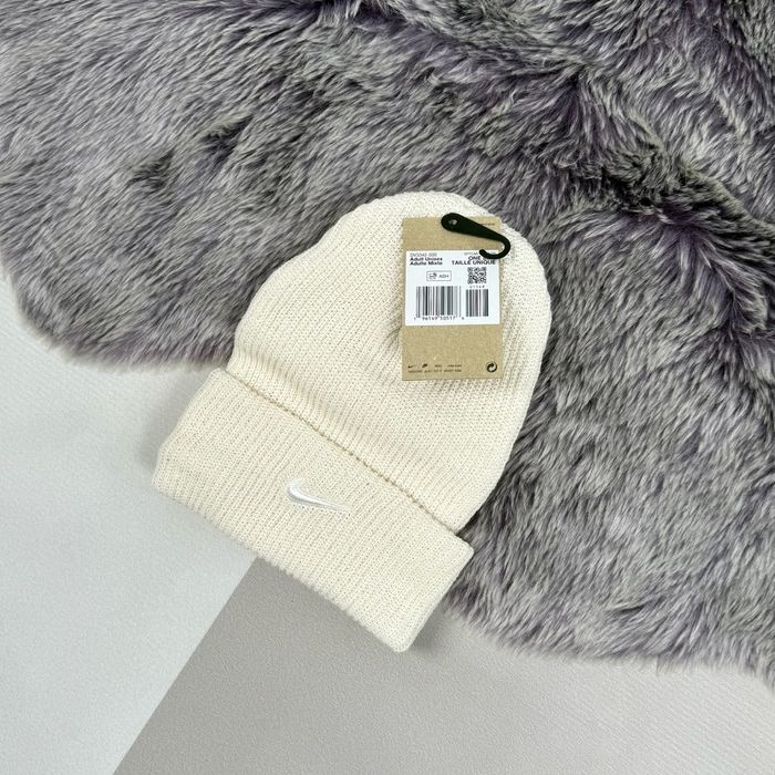Нова шапка Nike Beanie Стандарт розмір 00139