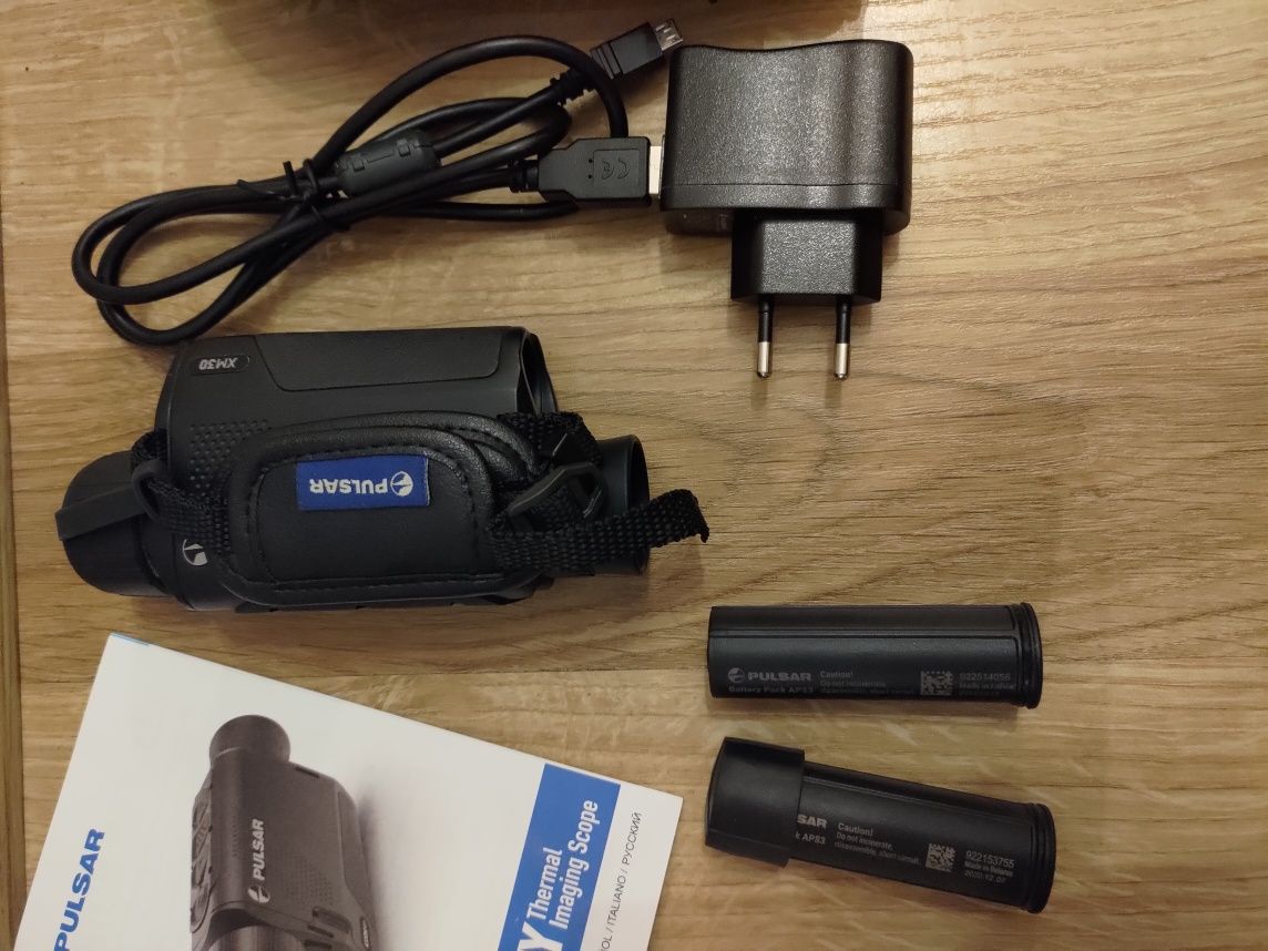 Termowizor Pulsar xm30 super stan